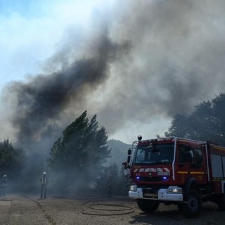 Dodici morti a causa di un incendio in Andalusia: alcune vittime trovate nelle auto Dodici morti a causa di un incendio in Andalusia: alcune vittime trovate nelle auto