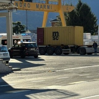 Cade dal cassone di un autocarro, operaio muore nel Verbano Cusio Ossola Cade dal cassone di un autocarro, operaio muore nel Verbano Cusio Ossola