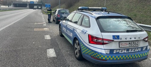 Controlli nella aree di sosta della 336 di Malpensa