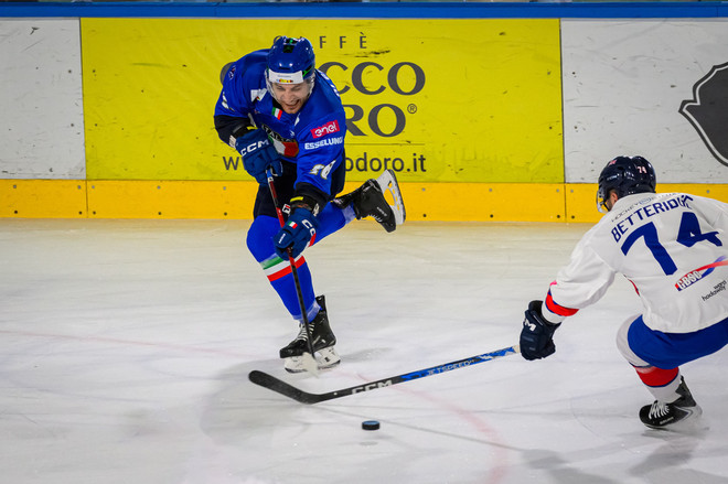 Varese ama l'hockey e merita tutto (Foto Matteo Canevari - PhotoSportandMore)