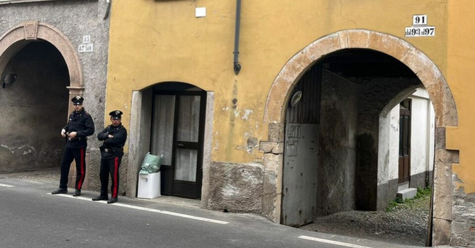 I carabinieri in via Porro I carabinieri in via Porro
