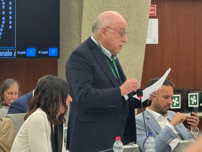 Frontalieri, Zocchi (Fdi): «Mozione approvata per un contributo sanitario equo e risorse distribuite sui territori»