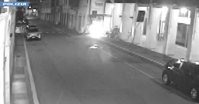 Le immagini riprese dalla videosorveglianza