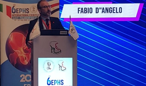 Prof. Fabio D’Angelo, Direttore dell'Ortopedia varesina e Docente all'Università dell'Insubria