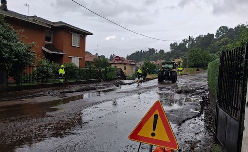 La situazione di questa mattina a Laveno Mombello (foto LuinoNotizie.it) La situazione di questa mattina a Laveno Mombello (foto LuinoNotizie.it)