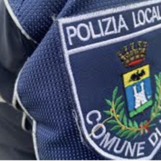 Luino, tenta lo scippo al mercato. "Incastrata" da una turista svizzera e denunciata