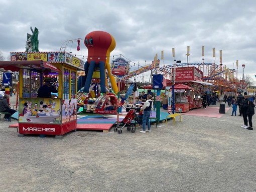 Il Luna Park punta al divertimento extra: potrebbe restare alla Schiranna qualche giorno in più