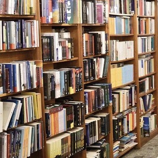 L'ex libreria Boragno - foto da GalleriaandfriendMilano