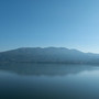 Calma piatta sotto il sole sul lago di Varese Calma piatta sotto il sole sul lago di Varese
