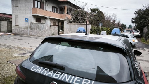 Lonate Pozzolo, tentano furto in casa: il proprietario, picchiato, reagisce con un coltello e un malvivente muore