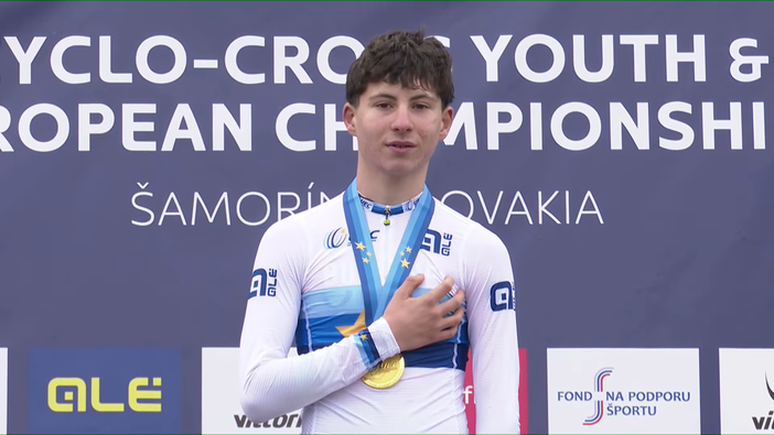 Inno di Mameli e medaglia d'oro per il bustocco Luca Ferro, campione europeo di ciclocross