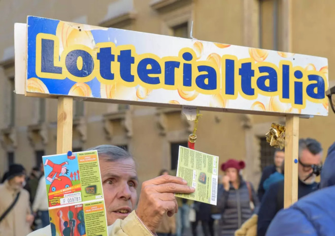 Lotteria Italia 2026, l'elenco di tutti i biglietti vincenti con tutti i premi. Vinti centomila euro a Cuvio e Somma Lotteria Italia 2026, l'elenco di tutti i biglietti vincenti con tutti i premi. Vinti centomila euro a Cuvio e Somma