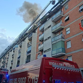 Incendio in un appartamento al sesto piano a Milano: morti un uomo e una donna Incendio in un appartamento al sesto piano a Milano: morti un uomo e una donna