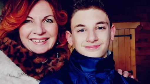 Mamma Elensa e il suo Alessio (foto tratta da IlSaronno.it