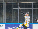 TI VOGLIAMO COSÌ William Makinen compirà 30 anni giovedì 19 giugno: in foto dopo il gol decisivo all'overtime contro il Fiemme dello scorso novembre TI VOGLIAMO COSÌ William Makinen compirà 30 anni giovedì 19 giugno: in foto dopo il gol decisivo all'overtime contro il Fiemme dello scorso novembre