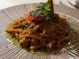 Genny e Tonino, il loro "MareAmore" è in via Parini a Varese