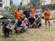 Harleysti e volontari all'opera per realizzare il Mai Paura Camp (foto dell'associazione)