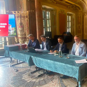 Il sindaco Galimberti presenta il nuovo Pgt di Varese in Salone Estense insieme all'assessore Civati