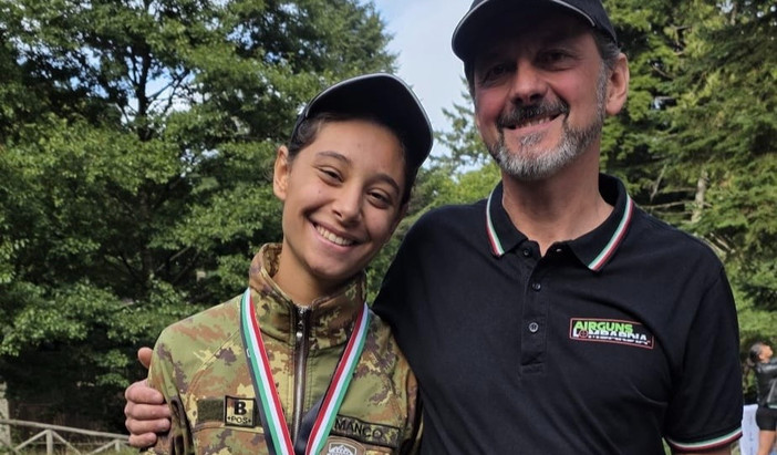 La giovane Noemi Manco e il presidente Enrico Mascetti La giovane Noemi Manco e il presidente Enrico Mascetti