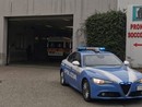 Follia al pronto soccorso del Circolo: aggredisce un'infermiera e prende a testate una guardia giurata, arrestato dalla polizia Follia al pronto soccorso del Circolo: aggredisce un'infermiera e prende a testate una guardia giurata, arrestato dalla polizia