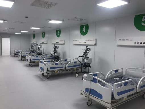Ospedale in Fiera, ricoverato il primo paziente: è un cinquantenne del Milanese
