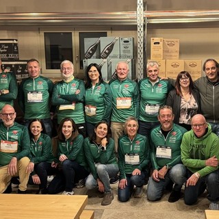 Il Prosecco Team che ha partecipato alla maratona sostenendo il Progetto Rughe Il Prosecco Team che ha partecipato alla maratona sostenendo il Progetto Rughe