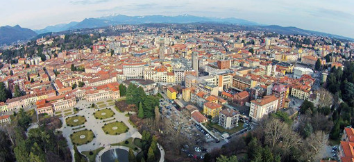 Il Pd: «La Lega chiede di fermare i cantieri invece di migliorare Varese. Noi pensiamo esattamente il contrario»