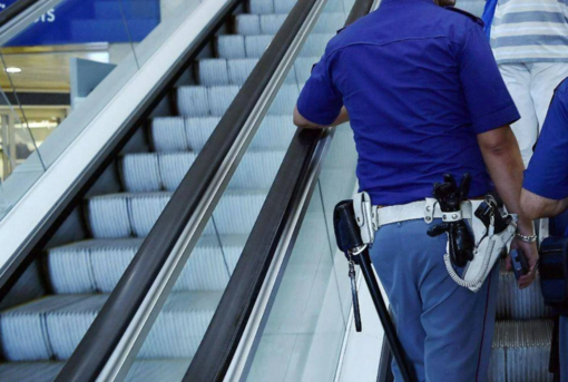 Milano, rissa tra dieci persone in stazione Certosa: 23enne accoltellato muore nella notte