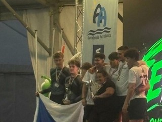 ...e quello internazionale ...e quello internazionale