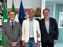 Il sindaco Marco Prestifilippo (al centro) con il presidente Fontana (a sinistra) e l'assessore Comazzi (a destra)