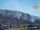 FOTO. Incendio a Montegrino, migliora la situazione: non risultano più fronti attivi. In fumo 40 ettari di bosco