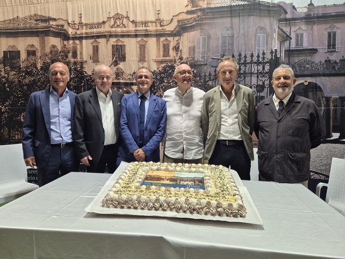 Le opere, la continuità, la riforma (bocciata). La Provincia di Varese nel racconto di sei presidenti Le opere, la continuità, la riforma (bocciata). La Provincia di Varese nel racconto di sei presidenti