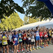 Oltre 500 partecipanti alla "Run for lake Varese" Oltre 500 partecipanti alla "Run for lake Varese"