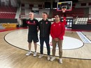Coach Giannis Kastritis con i general manager Zach Sogolow e Maks Horowitz