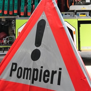 Abitazione in fiamme in Canton Ticino: intossicata una persona