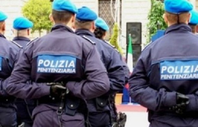 Busto, detenuto aggredisce un’agente della Penitenziaria: è il terzo episodio in una settimana Busto, detenuto aggredisce un’agente della Penitenziaria: è il terzo episodio in una settimana