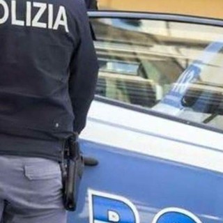 Stalker xenofobo fermato dalla polizia di Busto Arsizio: aveva preso di mira tutto il vicinato