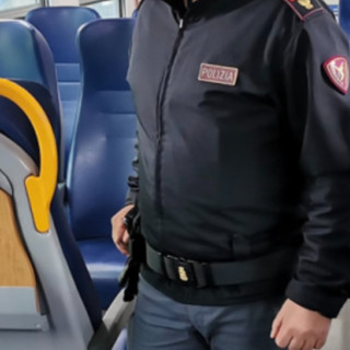 Treni più sicuri: l'app Youpol della Polizia di Stato da oggi attiva anche per chi viaggia in treno Treni più sicuri: l'app Youpol della Polizia di Stato da oggi attiva anche per chi viaggia in treno