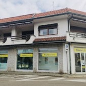 Rapina alle Poste di Nizzolina: parrucca e occhialoni per camuffarsi, poi la fuga a piedi Rapina alle Poste di Nizzolina: parrucca e occhialoni per camuffarsi, poi la fuga a piedi
