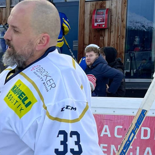 Pauli Jaks in una foto tratta dalla pagina Facebook ufficiale dell'Hockey Club Ambrì Piotta