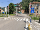 Il passaggio a livello delle Ferrovie Nord a Laveno Mombello Il passaggio a livello delle Ferrovie Nord a Laveno Mombello