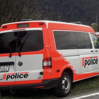 Treno deragliato in Svizzera: interrotta la linea Frutigen-Briga, probabili feriti