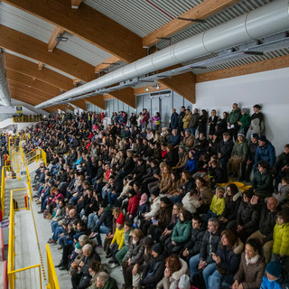 Si alza il sipario: allenamento a porte aperte all'Acinque Ice Arena per la Nazionale giapponese di pattinaggio di figura