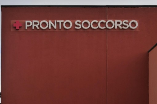 Cade dal letto, morto neonato di 10 mesi a Bisceglie Cade dal letto, morto neonato di 10 mesi a Bisceglie