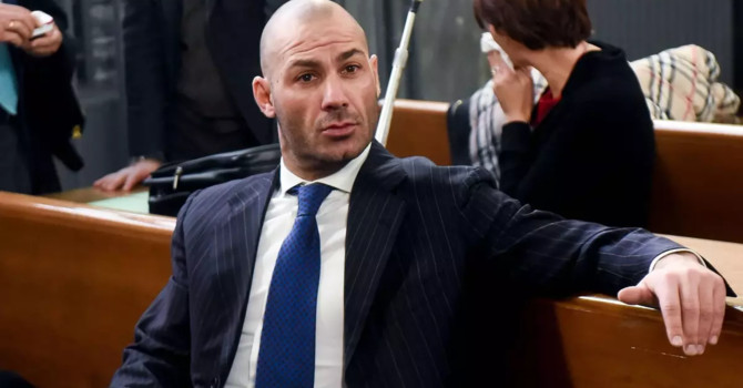 Arrestato Riccardo Bossi: il figlio del fondatore della Lega deve scontare 5 anni e 9 mesi Arrestato Riccardo Bossi: il figlio del fondatore della Lega deve scontare 5 anni e 9 mesi