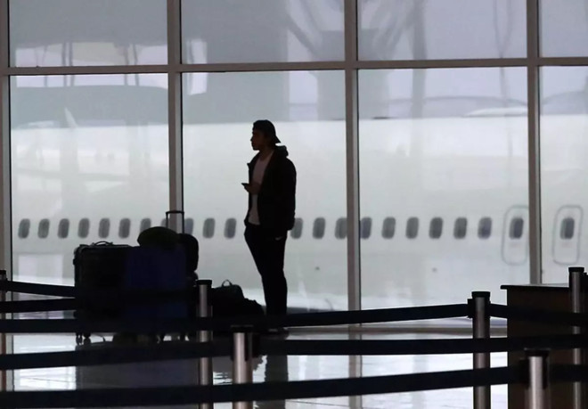 Anomalie sulla rete, traffico aereo ridotto negli aeroporti italiani. Voli cancellati anche a Malpensa