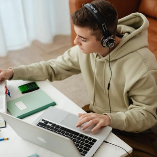 Diploma rimandato: cosa fare quando il percorso scolastico si blocca