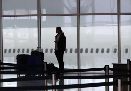 Anomalie sulla rete, traffico aereo ridotto negli aeroporti italiani. Voli cancellati anche a Malpensa Anomalie sulla rete, traffico aereo ridotto negli aeroporti italiani. Voli cancellati anche a Malpensa