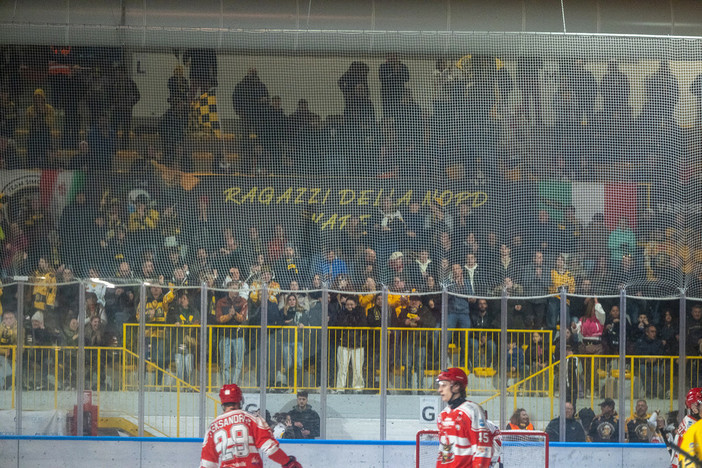 Aosta-Varese, cresce la febbre: trasferta in pullman con i Ragazzi della Nord