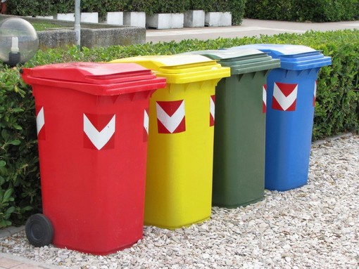 Raccolta differenziata, da martedì a Varese la distribuzione dei sacchi